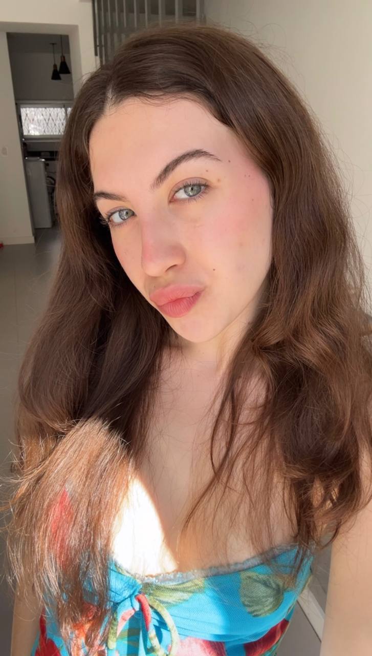 Nude girl Amber in Asuncion