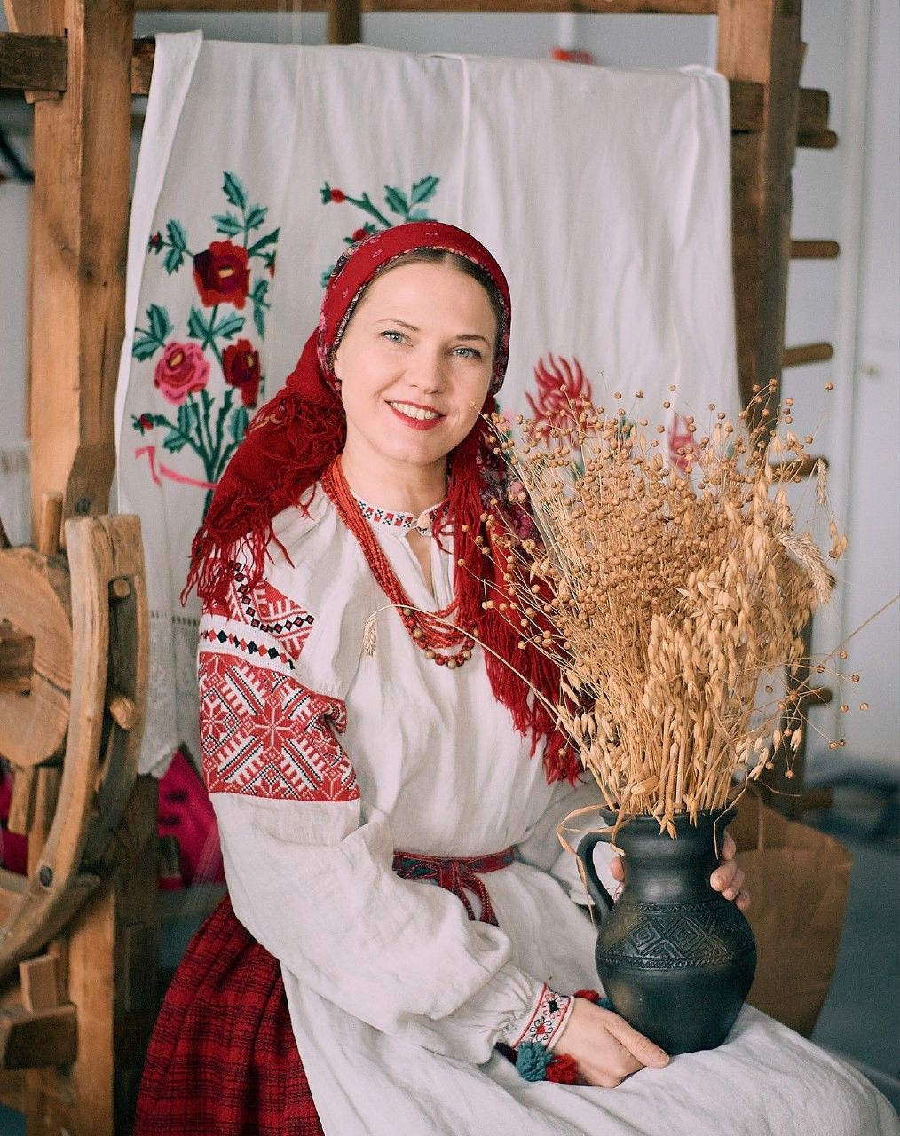 Women in Slavic costumes in Asuncion