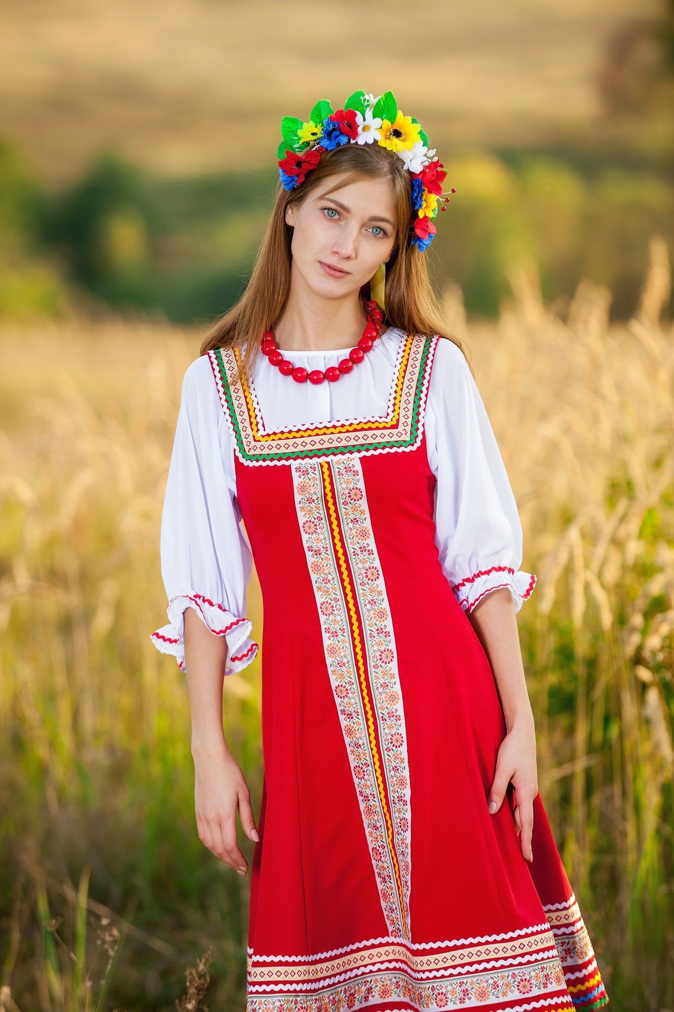 Women in Slavic costumes in Asuncion
