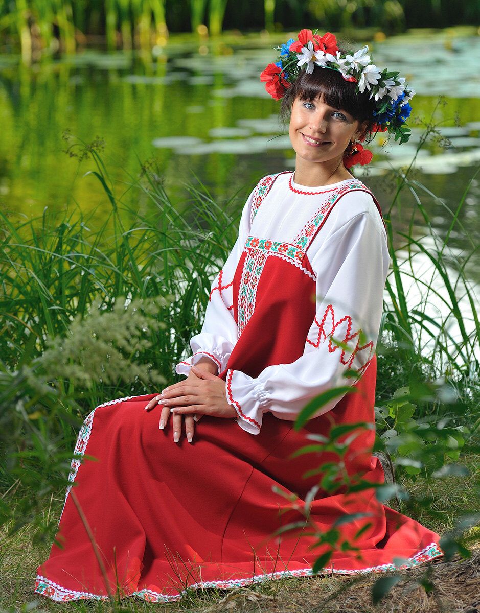 Beautiful girl Girls in Slavic costumes in Asuncion